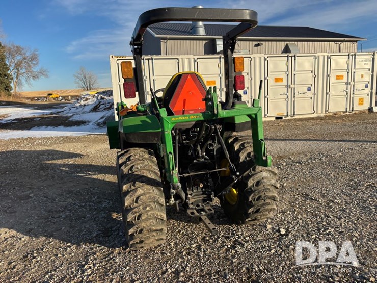 john-deere-2032r-image-9