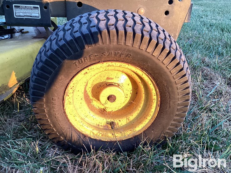 john-deere-425-image-11