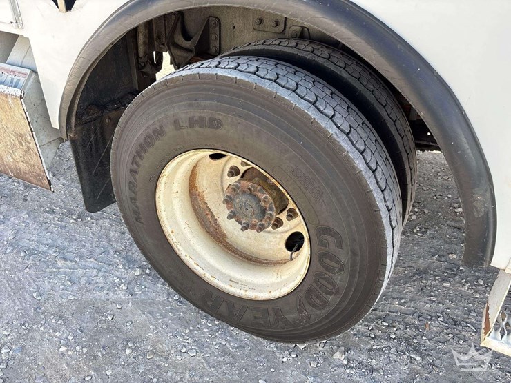 2013-international-workstar-7400-image-51