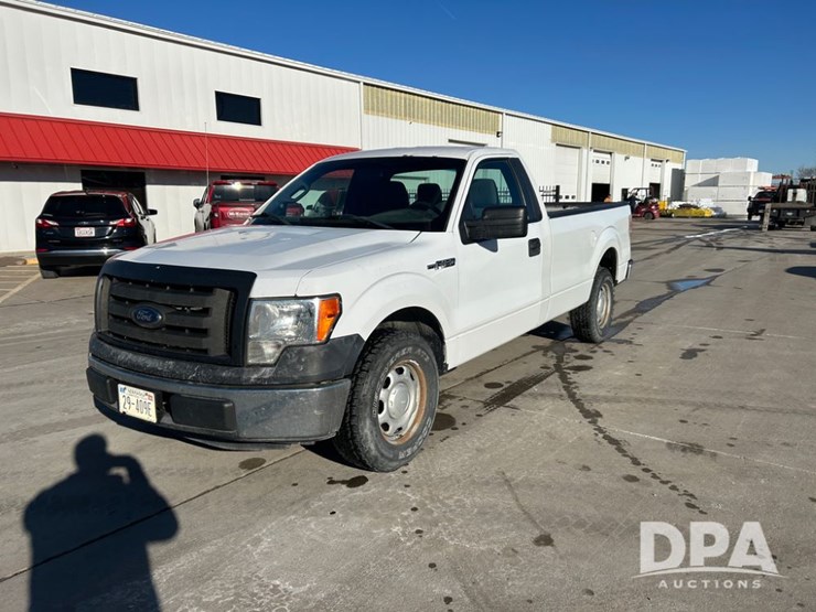 2014-ford-f150-xl-image-43