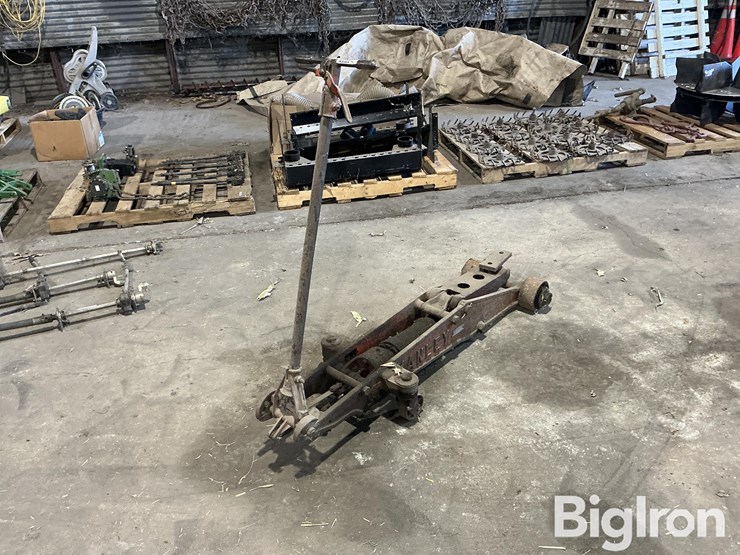 manley-mfg-6-36-floor-jack-image-5