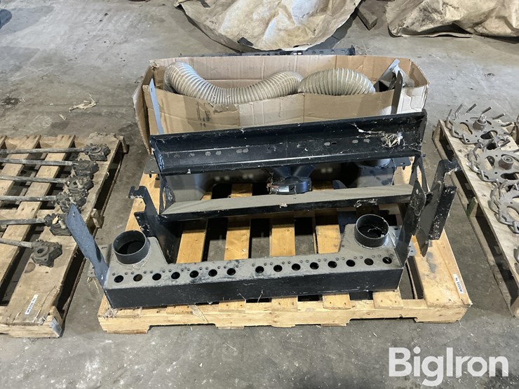 john-deere-1690-image-2