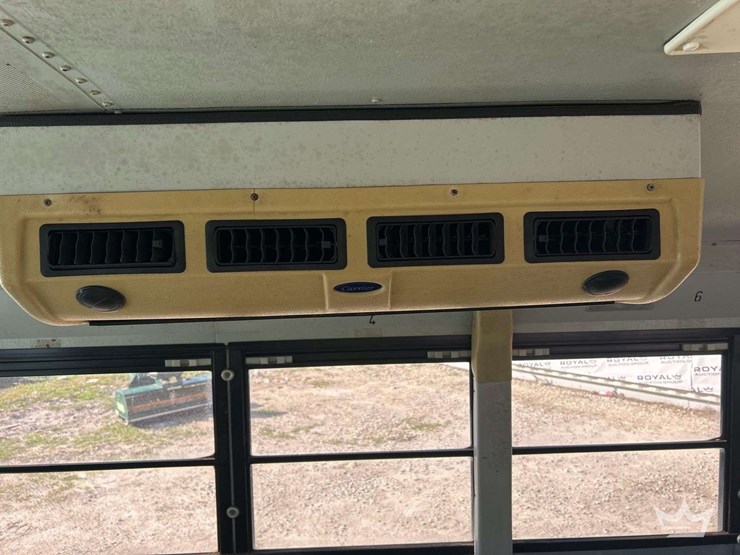 2003-ic-corporation-3000ic-school-bus-image-25