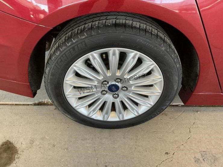 2015-ford-fusion-hybrid-sdn-image-8