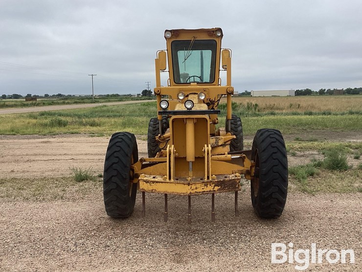 john-deere-570-image-2