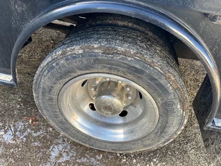 ford-f450-xl-image-7