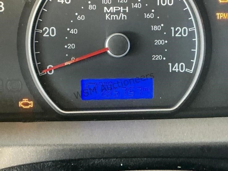 2010-hyundai-elantra-sdn-image-16