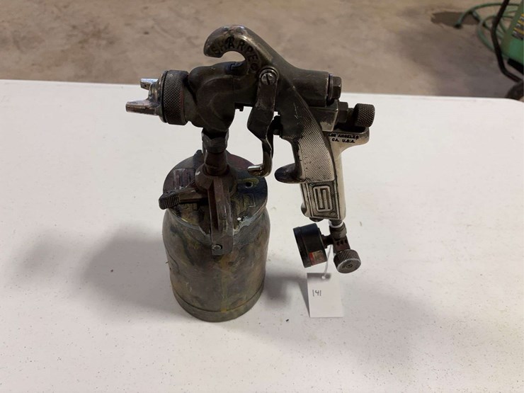 binks-spray-gun-image-1