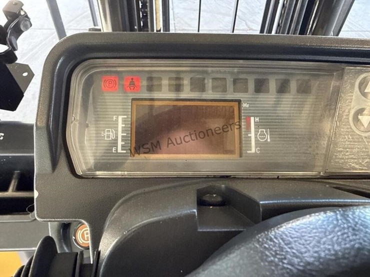 caterpillar-dp50cn1-image-12