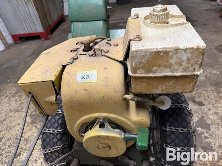 john-deere-726-image-12