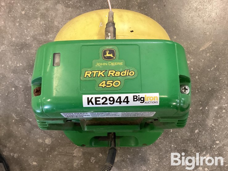 2011-john-deere-3000-image-14