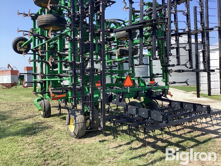 2014-john-deere-2210-image-20