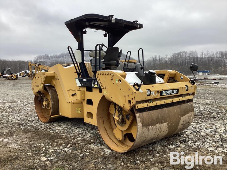 caterpillar-cb64-image-3