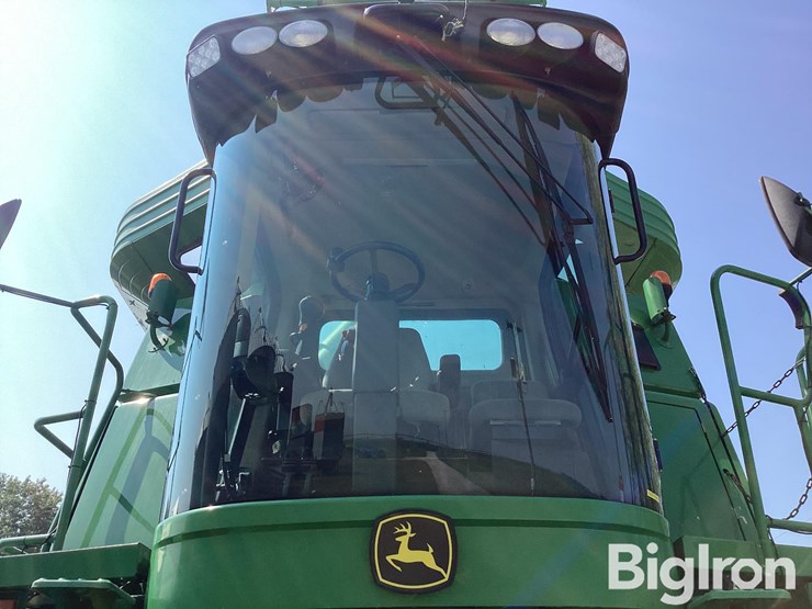 john-deere-2010-image-12