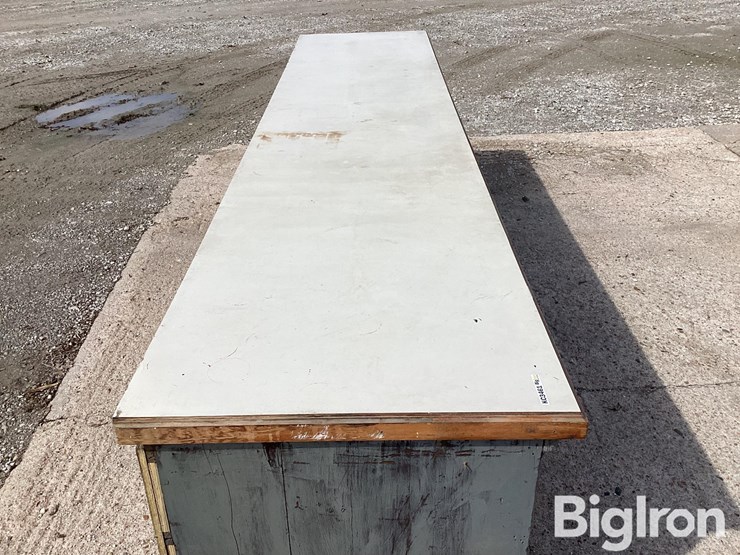 work-bench-w/-drawers-image-17