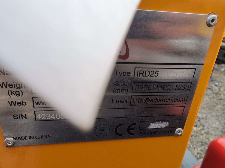 idr25-crawler-dumper-with-seat---13.5-hp-briggs-and-stratton-image-10