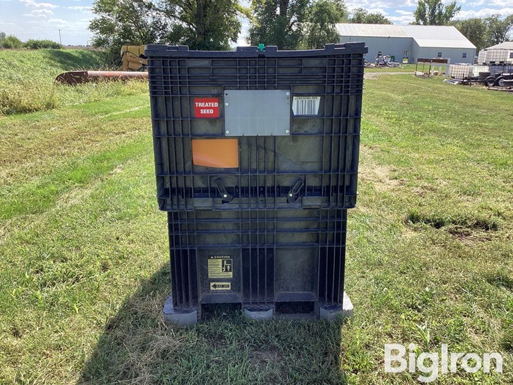 bulk-seed-tote-w/-lid-image-4