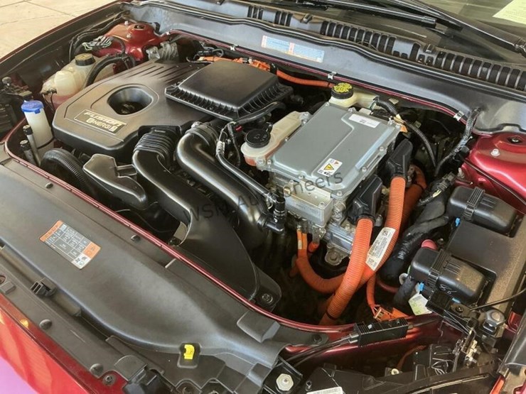 2015-ford-fusion-hybrid-sdn-image-12