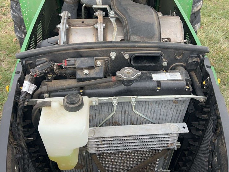 john-deere-3032e-image-9