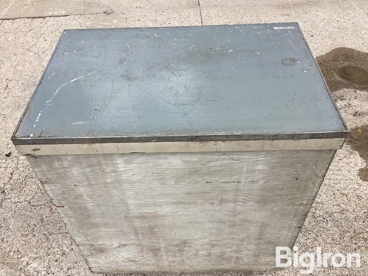 7-drawer-wooden-cabinet-image-15