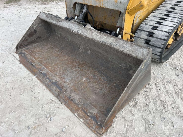 2019-caterpillar-259d-image-9