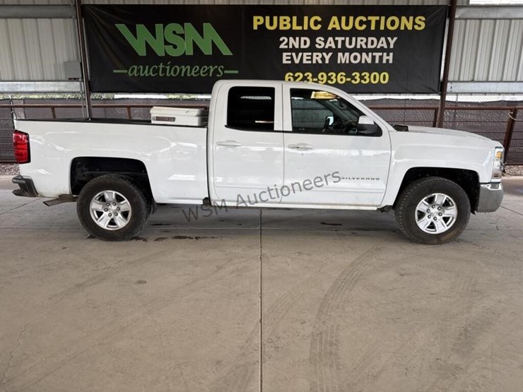 2019-chevrolet-silverado-1500-image-1