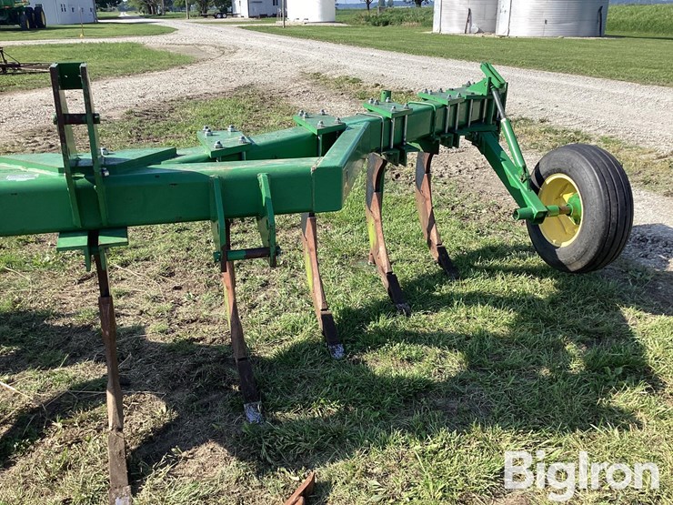 2013-john-deere-915-image-11