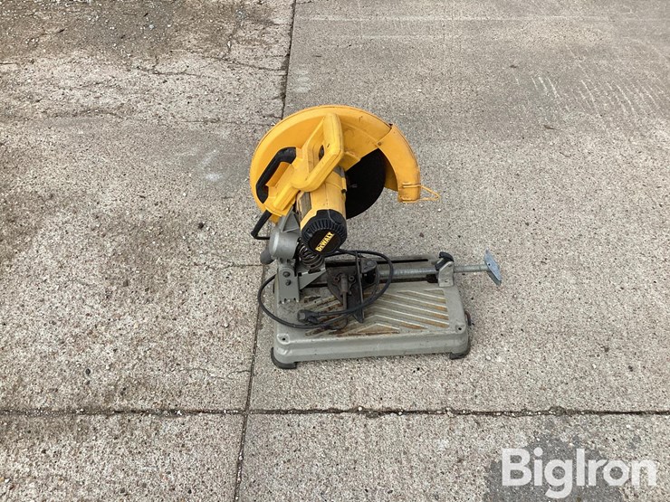 dewalt-chop-saw-image-4