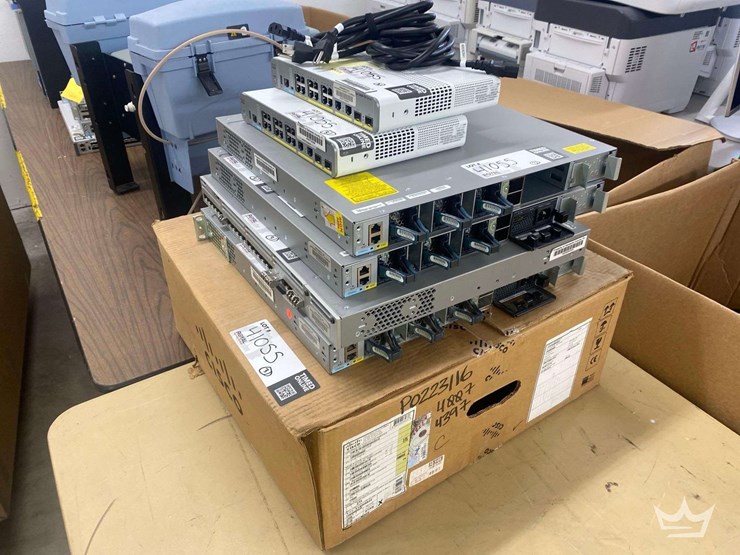 misc-cisco-network-switches-image-2