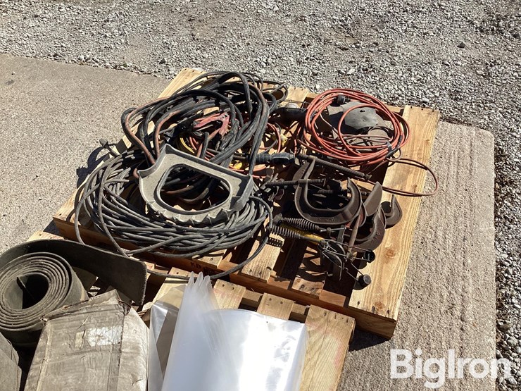 chains,-electrical-cords,-chain-binders,-clamps-image-13