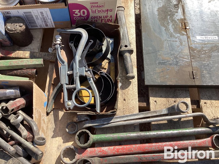 wrenches,-washers,-hardware-&-springs-image-17