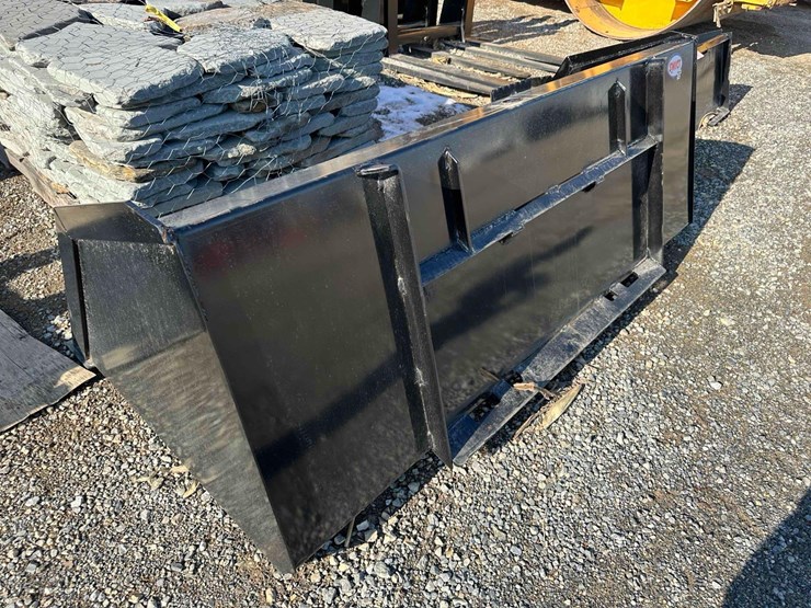 78”-snow-removal-quick-attach-bucket-image-4