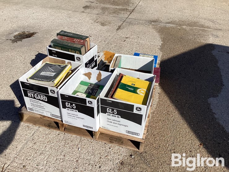 john-deere,-cat,-chilton-&-other-manuals-image-1