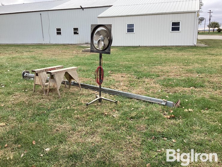 sweep-auger,-metal-saw-horses,-fan-image-7