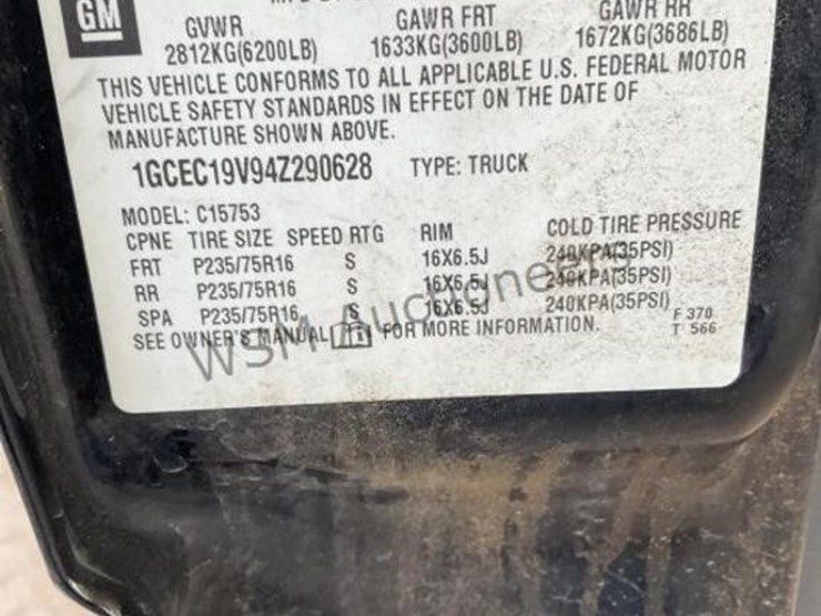 2004-chevrolet-silverado-1500-image-17