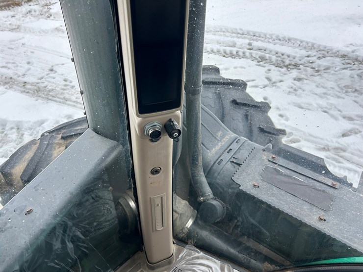 john-deere-9560-image-28