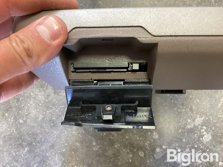 2008-john-deere-2600-image-11