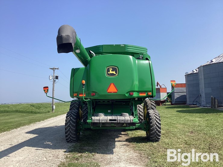 john-deere-2010-image-6