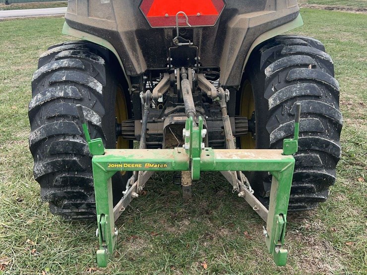 john-deere-3032e-image-17
