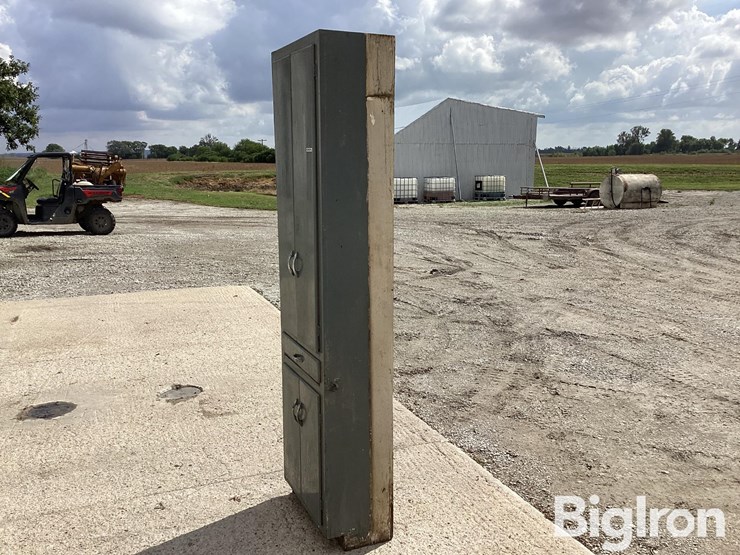 wood-cabinet-image-9