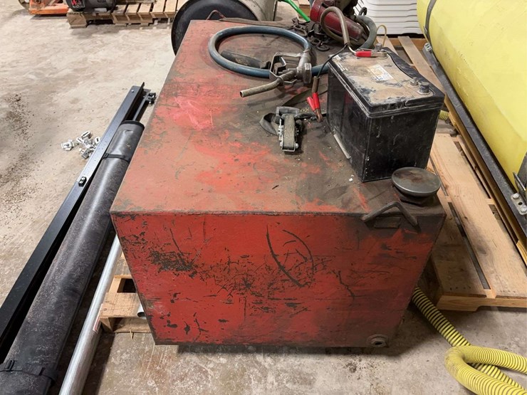 electric-fuel-storage-tanks-and-pumps-125-gal.-image-2