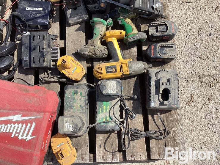 private-band-radios,-jd-impact-wrench,-dewalt-impact-wrench-image-15