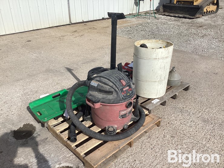 cab-cams,-creepers,-vacuum-&-miscellaneous-items-image-1