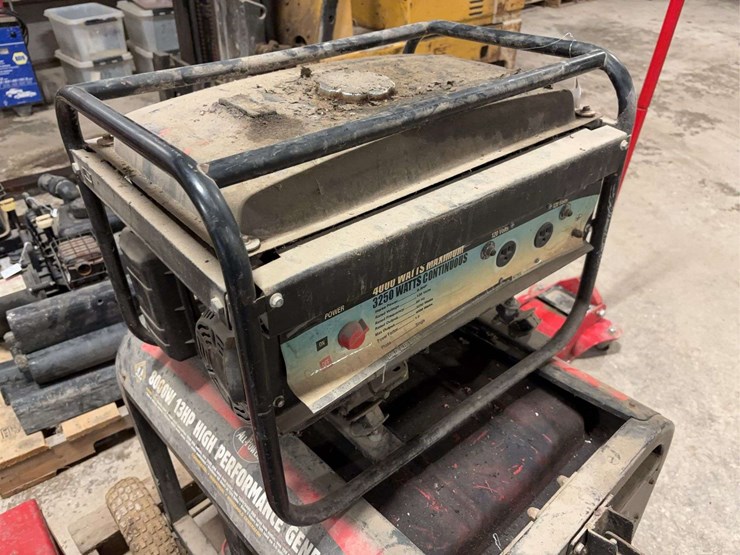 4000-watt-gas-generator-image-1