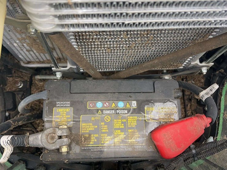 john-deere-3032e-image-10