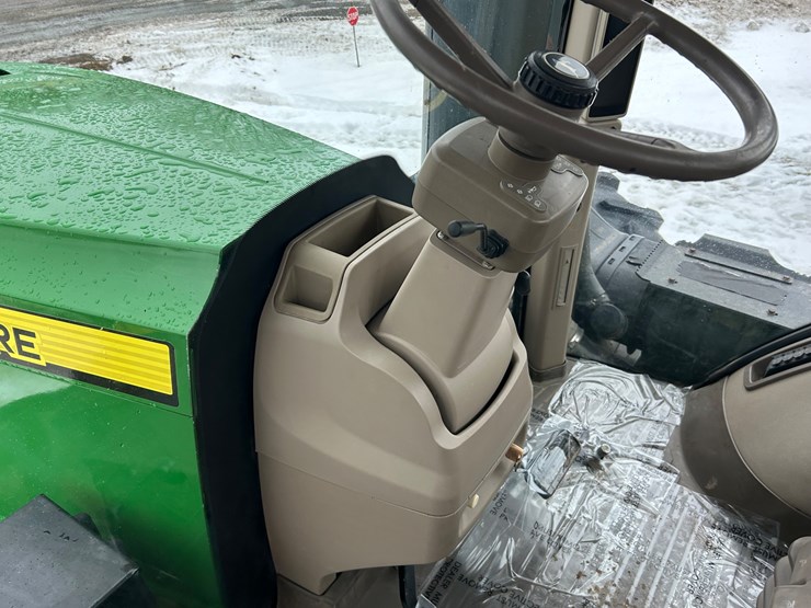 john-deere-9560-image-21