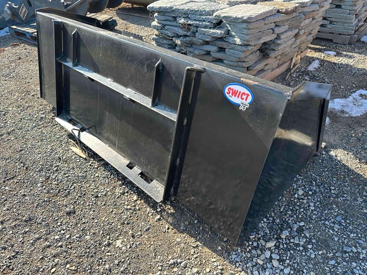 78”-snow-removal-quick-attach-bucket-image-3