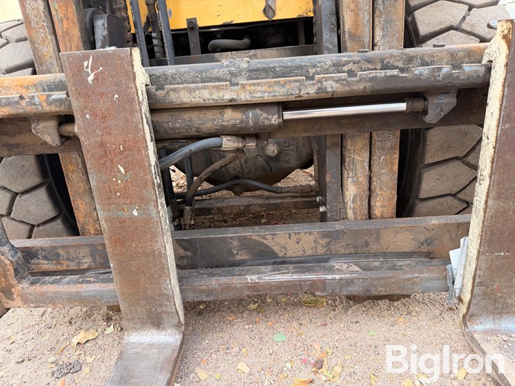 caterpillar-dp25-image-14