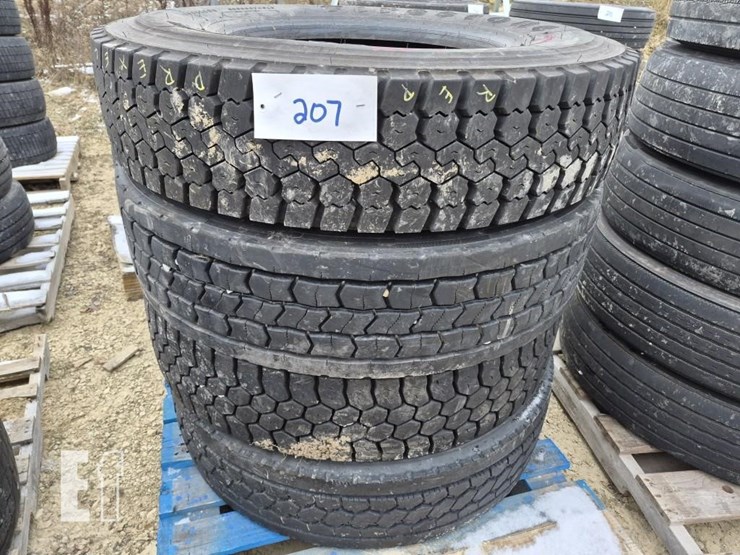 truck-tires-image-1