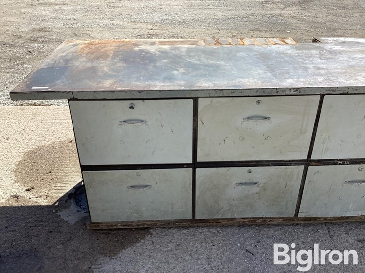 14-drawer-metal-work-bench-image-11